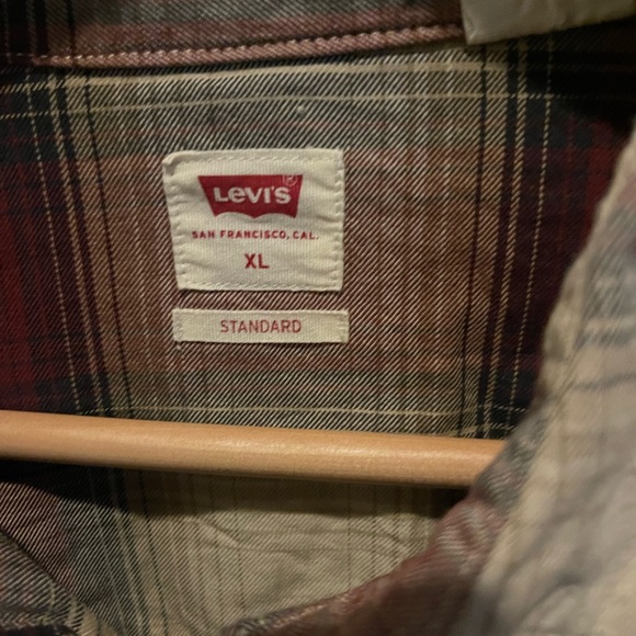 Levi's Men's Burgundy and Cream Plaid Shirt Jacket - Picture 4 of 4